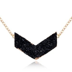 V-shaped Black resin druzy gold plated necklace